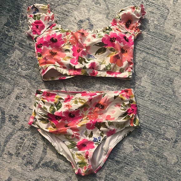 Floral Ruffle Bikini Set - Picture 1 of 4